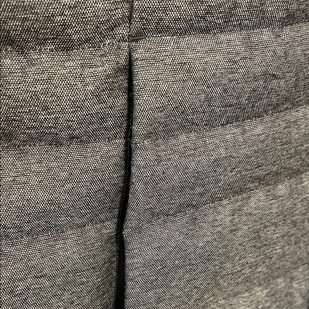 The North Face Black and Gray Puffer Jacket - Picture 10 of 10